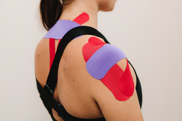 Kineziotape terapisi örnek fotoğrafı 1
